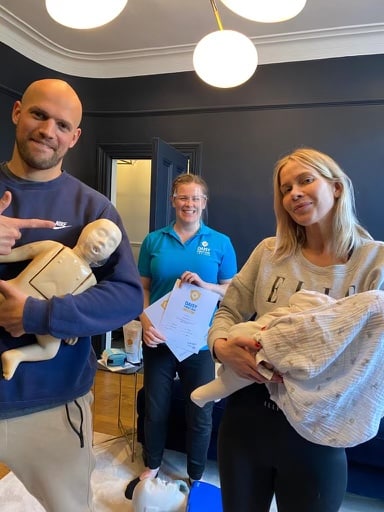 Kate Lawler takes family first aid class with Daisy First Aid